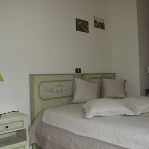Casa Iliana Apartament